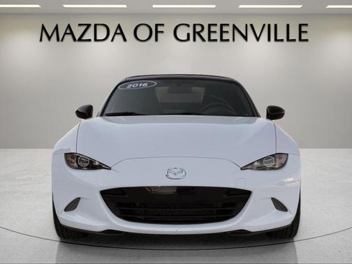 Arctic White 2016 Mazda MX-5 Miata Club