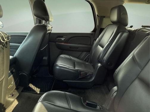 Summit White 2013 Chevrolet Tahoe LTZ