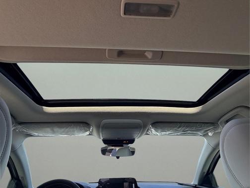 Snowflake White Pearl Mica 2026 Mazda CX-30 2.5 S