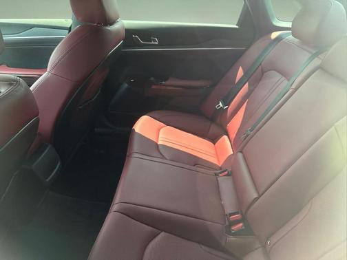 Aurora Black Pearl 2025 Kia K5 GT-Line