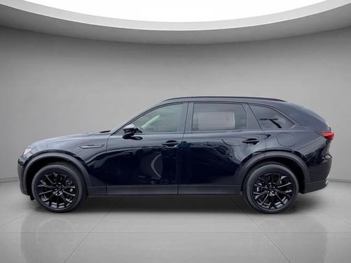 Jet Black Mica 2026 Mazda CX-70 3.3 Turbo Preferred