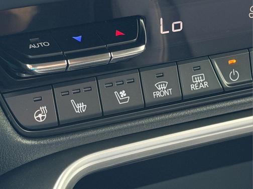 Jet Black Mica 2026 Mazda CX-70 3.3 Turbo Preferred