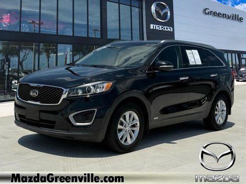 2016 Kia Sorento LX