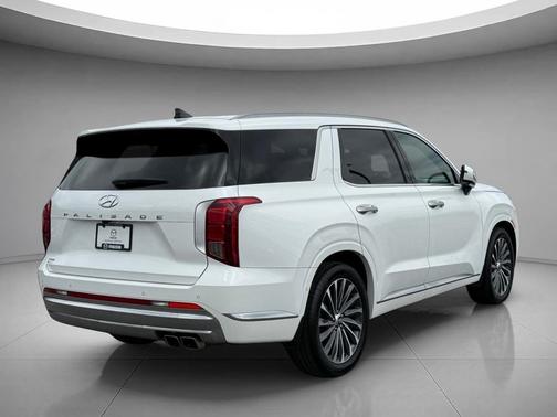 Hyper White 2023 Hyundai PALISADE Calligraphy