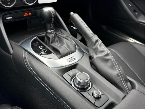 Jet Black Mica 2026 Mazda MX-5 Miata RF Grand Touring
