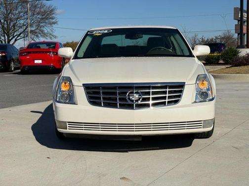 2006 Cadillac DTS Base