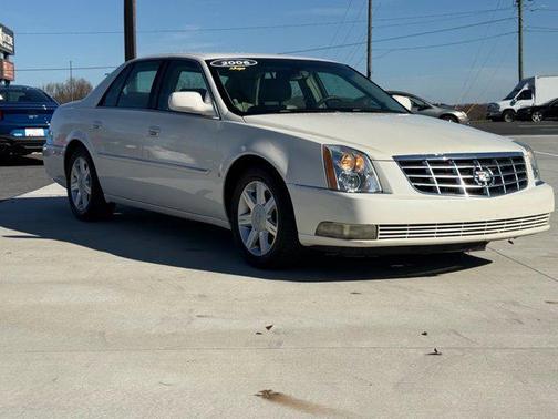 2006 Cadillac DTS Base