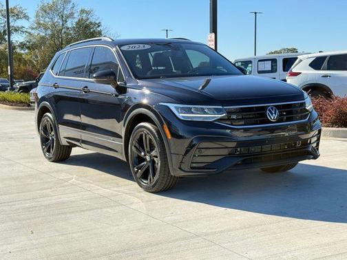 2023 Volkswagen Tiguan 2.0T SE R-Line Black 4MOTION
