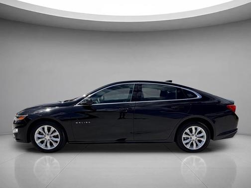 Mosaic Black Metallic 2023 Chevrolet Malibu FWD 1LT