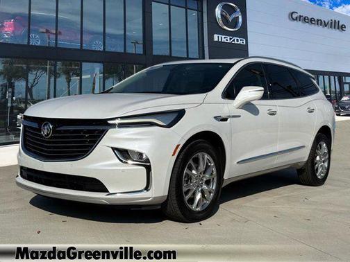 2023 Buick Enclave Essence FWD