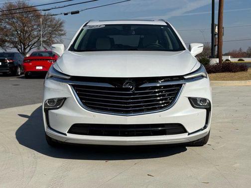 2023 Buick Enclave Essence FWD
