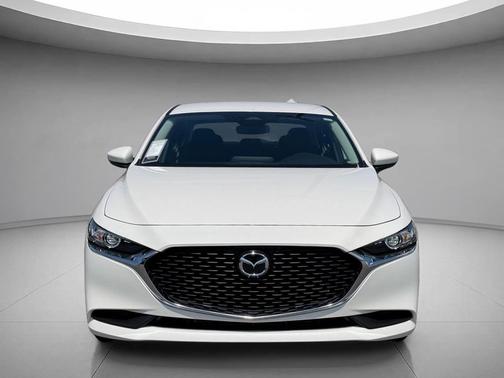 Snowflake White Pearl Mica 2026 Mazda Mazda3 FWD