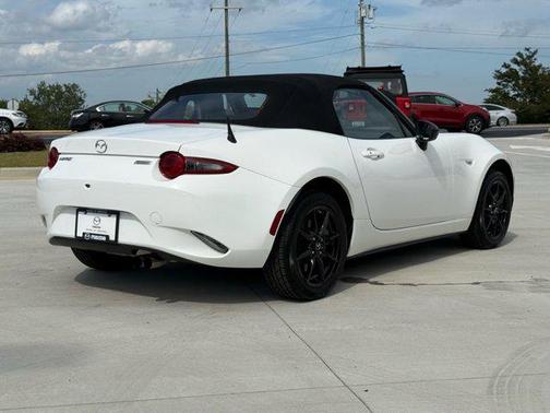2019 Mazda MX-5 Miata Sport