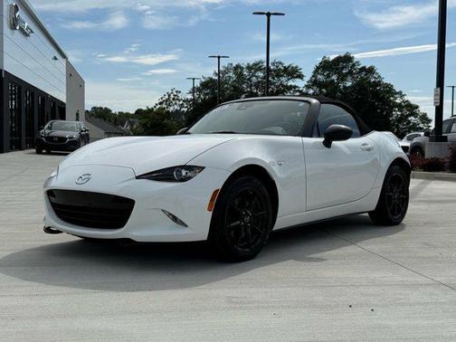 2019 Mazda MX-5 Miata Sport