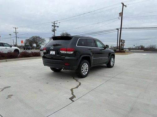 2022 Jeep Grand Cherokee Laredo