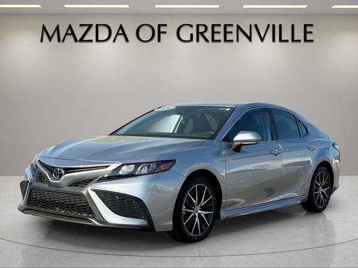 Celestial Silver Metallic 2024 Toyota Camry SE