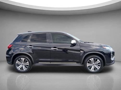 Labrador Black Pearl 2022 Mitsubishi Outlander Sport 2.0 LE