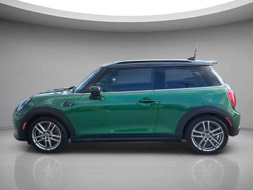 British Racing Green IV Metallic 2023 MINI Hardtop Cooper S