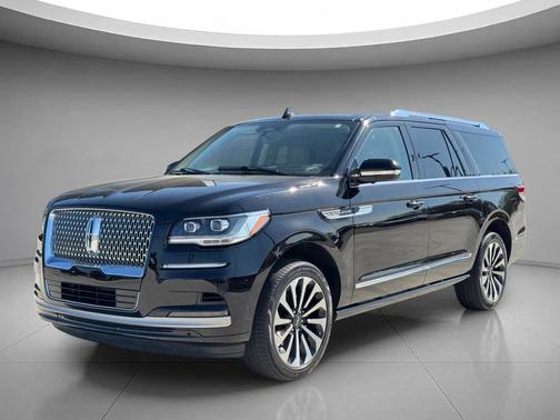 Infinite Black Metallic Clearcoat 2023 Lincoln Navigator Reserve