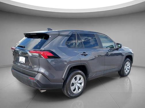Magnetic Gray Metallic 2022 Toyota RAV4 LE