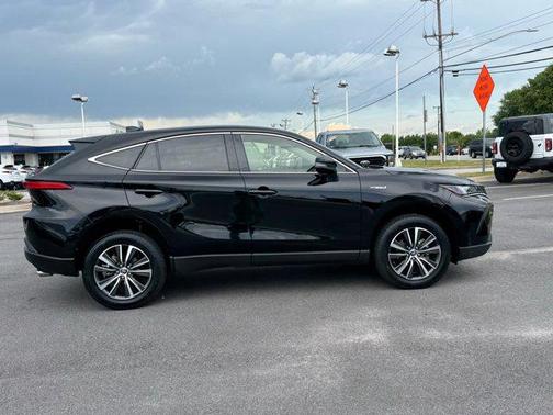 2021 Toyota Venza LE