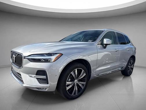 Silver Dawn Metallic 2022 Volvo XC60 B5 Inscription
