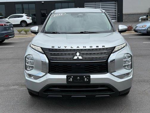 2022 Mitsubishi Outlander ES 2.5 2WD