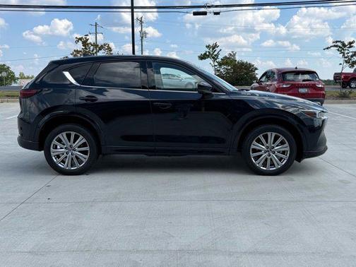 2023 Mazda CX-5 Signature