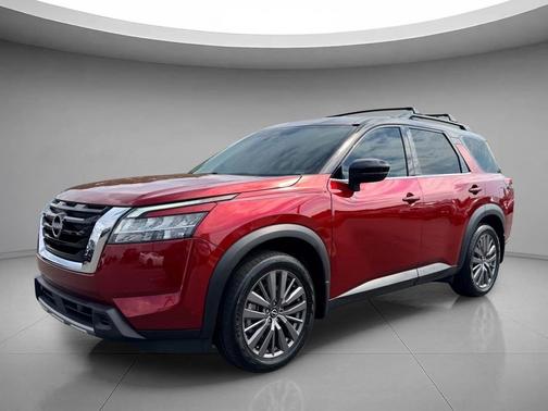 Scarlet Ember Tintcoat 2023 Nissan Pathfinder SL 4WD