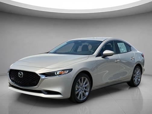 Platinum Quartz Metallic 2026 Mazda Mazda3 FWD w/Preferred Package