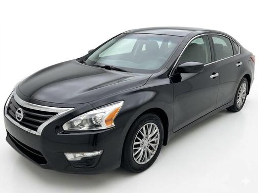 Super Black 2015 Nissan Altima 2.5 S