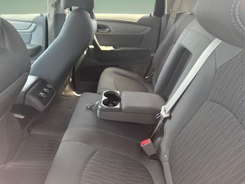 Tungsten Metallic 2017 Chevrolet Traverse LS