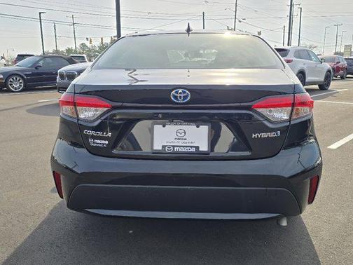 2022 Toyota Corolla Hybrid LE