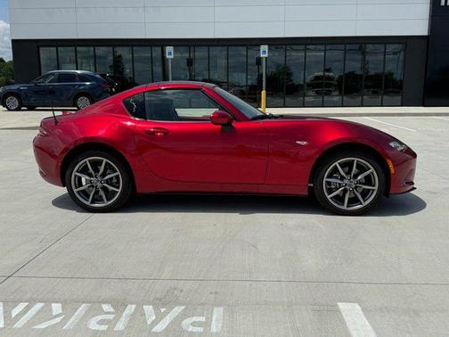 2023 Mazda MX-5 Miata RF Grand Touring