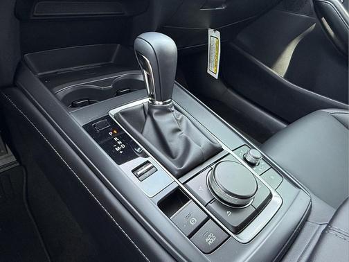 Snowflake White Pearl Mica 2026 Mazda CX-30 2.5 S Preferred Package