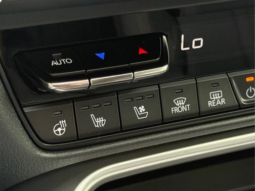 Platinum Quartz 2026 Mazda CX-90 3.3 Turbo Preferred