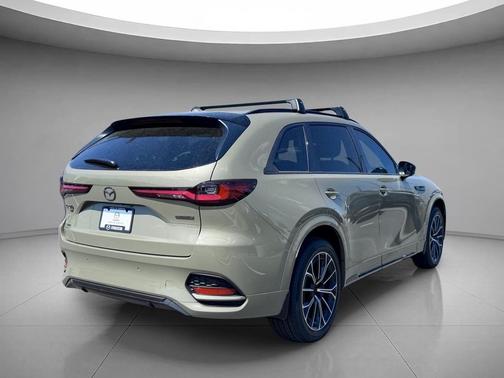 Zircon Sand Metallic 2026 Mazda CX-70 3.3 Turbo S Premium
