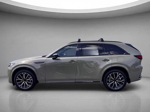 Zircon Sand Metallic 2026 Mazda CX-70 3.3 Turbo S Premium