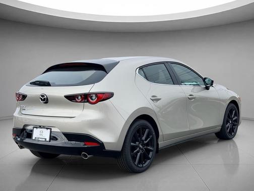 Platinum Quartz Metallic 2026 Mazda Mazda3 2.5 S Select Sport