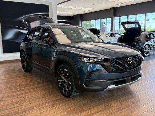 2025 Mazda CX-50 2.5 Turbo Premium Package