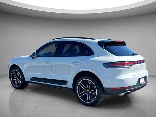 White 2020 Porsche Macan Macan