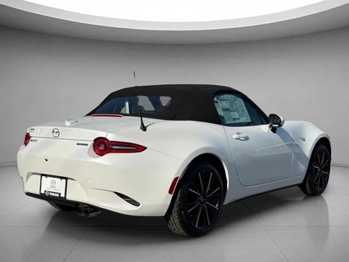 Snowflake White Pearl Mica 2026 Mazda MX-5 Miata Grand Touring