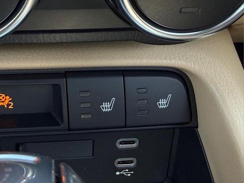 Snowflake White Pearl Mica 2026 Mazda MX-5 Miata Grand Touring