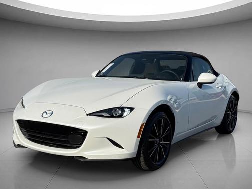 Snowflake White Pearl Mica 2026 Mazda MX-5 Miata Grand Touring