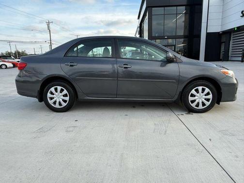 2011 Toyota Corolla LE