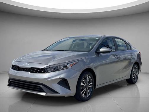 Steel Gray 2024 Kia Forte LXS