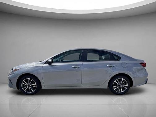 Steel Gray 2024 Kia Forte LXS