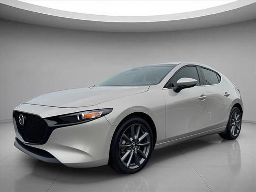 Platinum Quartz Metallic 2025 Mazda Mazda3 FWD w/Preferred Package