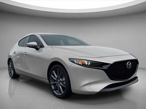 Platinum Quartz Metallic 2025 Mazda Mazda3 FWD w/Preferred Package