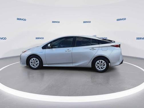 2016 Toyota Prius Two